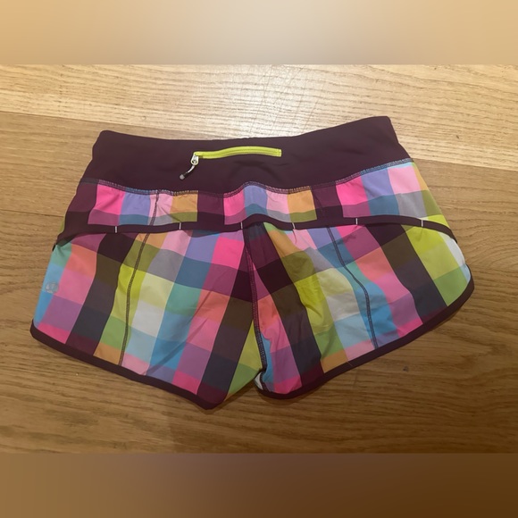 Lululemon Run: Speed Short in Sea Check Multi / Plum | Size 6 | Rare - Picture 9 of 14